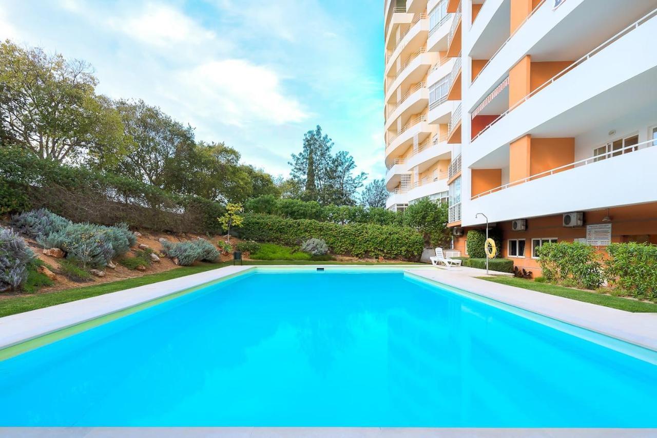 Flamingo Residence Apartment - Wifi/Pool/Netflix Portimao Luaran gambar